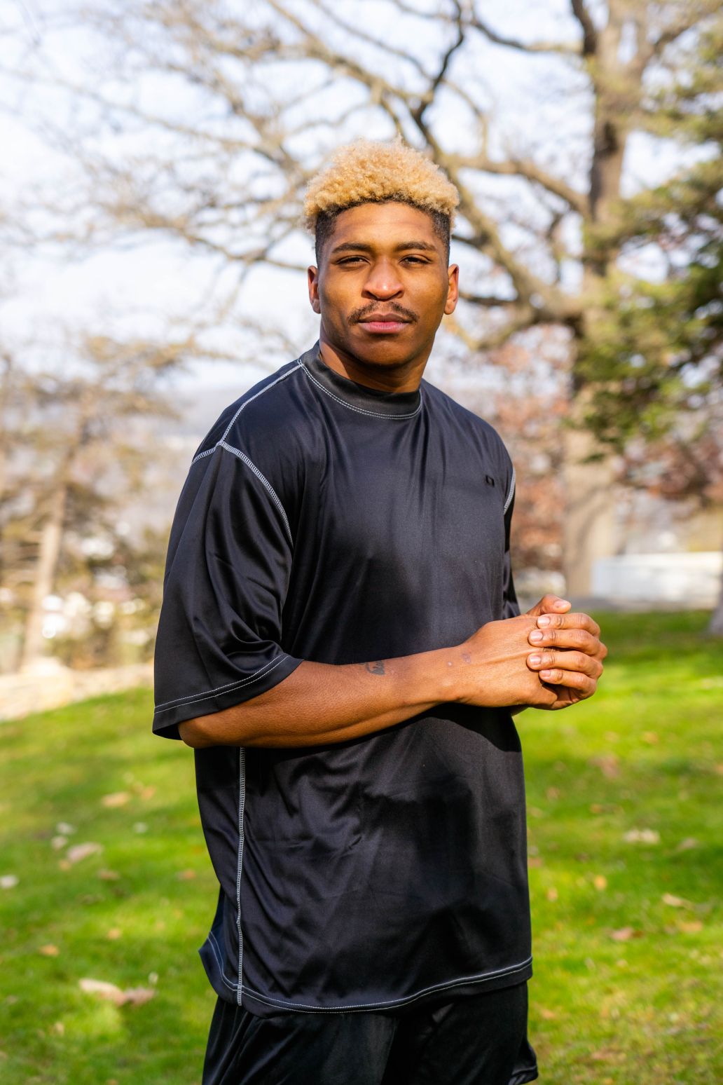 Big & Tall - Dri-Wize™ - Smooth Finish - Crewneck Shirt - Short Sleeve black with white stitches